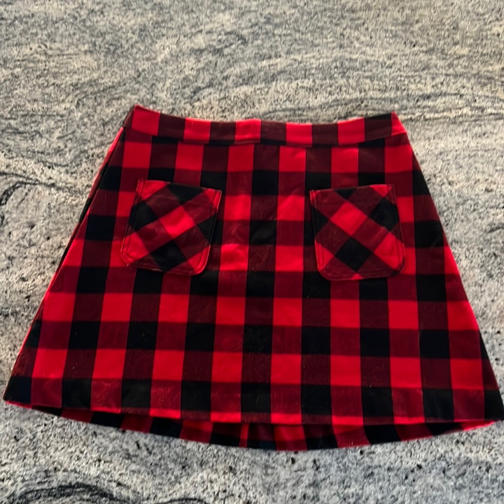 Red plaid mini skirt